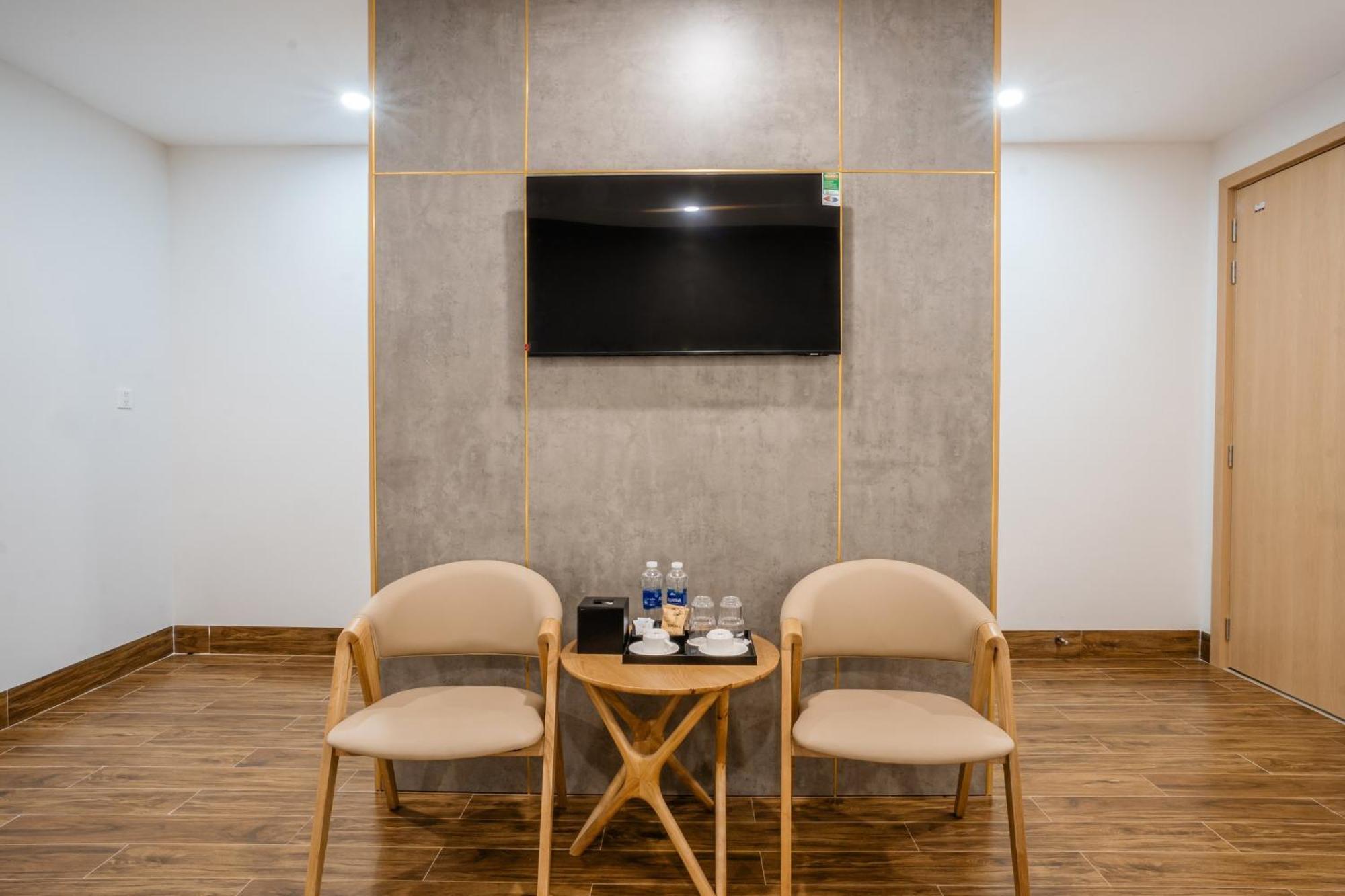 Diora Hotel Pleiku By Hos Dış mekan fotoğraf
